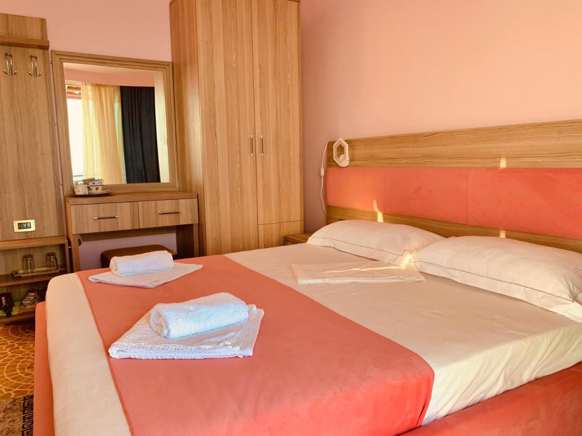 Hotel Odhisea 科帕罗 外观 照片